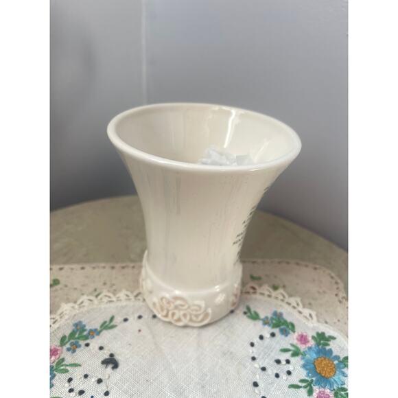 Russ Vintage Irish Celtic Decorative Shamrock Collectible Mug - Picture 5 of 6